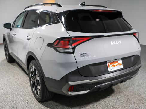 Used 2023 Kia Sportage X-Line AWD/4WD image 9