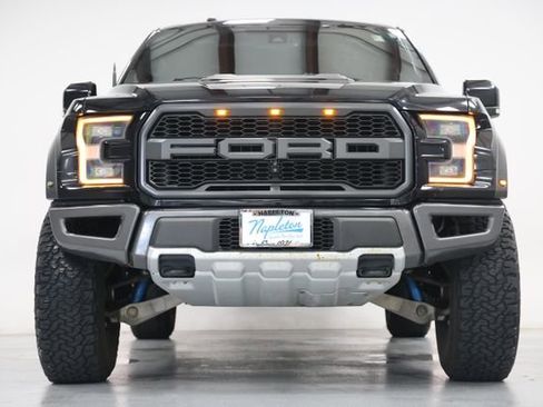 Used 2018 Ford F150 Raptor w/ Equipment Group 802A Luxury AWD/4WD image 2