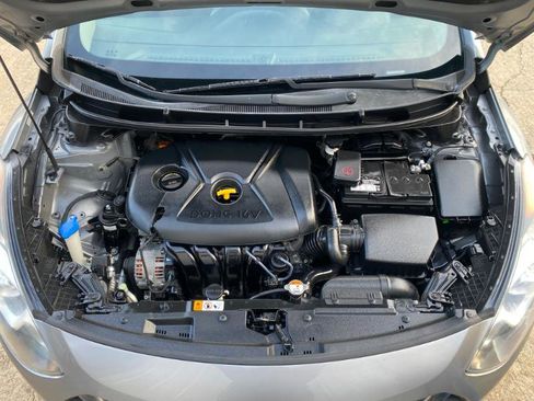 Used 2013 Hyundai Elantra GT image 8