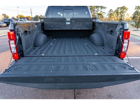 Used 2022 Ford F250 Lariat w/ Tremor Off-Road Package image 14