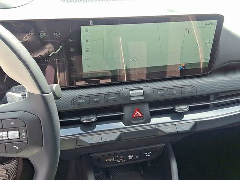 New 2025 Kia K4 GT-Line w/ GT-Line Sunroof Package image 14