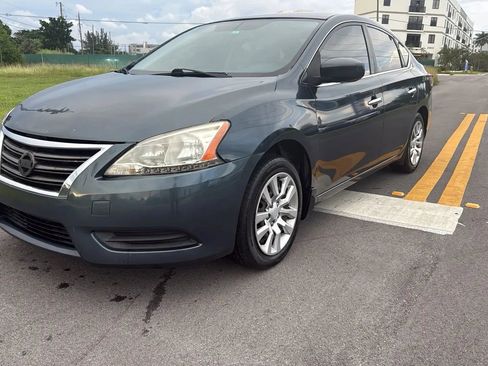 Used 2013 Nissan Sentra FE+ SV FWD image 1