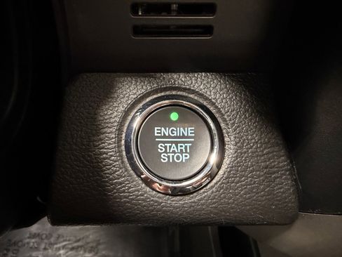 Used 2021 Ford F250 Lariat image 38