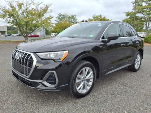 Used 2021 Audi Q3 2.0T Premium image 16