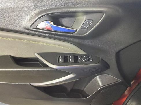 Used 2024 Chevrolet Trax ACTIV w/ Sunroof Package FWD image 25