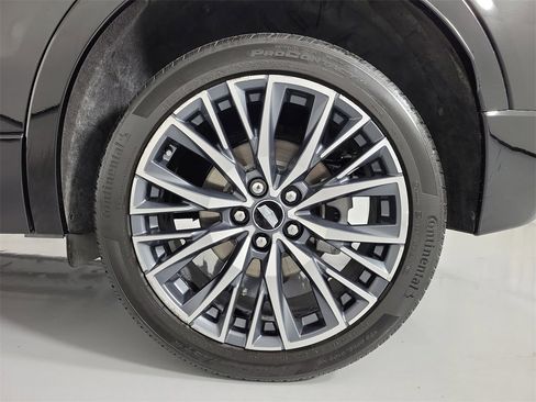 Certified 2024 Cadillac XT4 Sport image 10