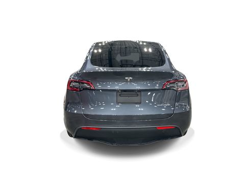 Certified 2023 Tesla Model Y Long Range AWD/4WD image 5