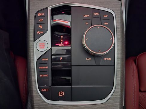 New 2026 BMW 330i xDrive Sedan w/ Premium Package image 17