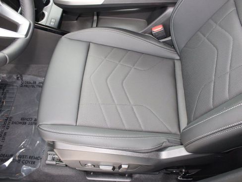 Used 2026 BMW X1 xDrive28i image 14