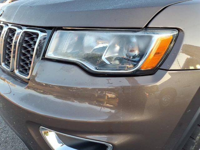Used 2020 Jeep Grand Cherokee Limited w/ Trailer Tow Group IV AWD/4WD image 3
