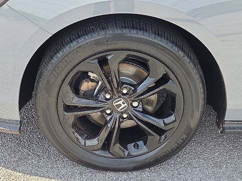 Used 2025 Honda Accord SE image 7