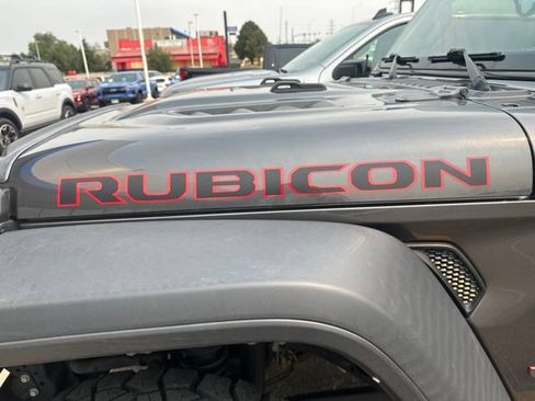 Used 2021 Jeep Gladiator Rubicon w/ Cold Weather Group AWD/4WD image 11