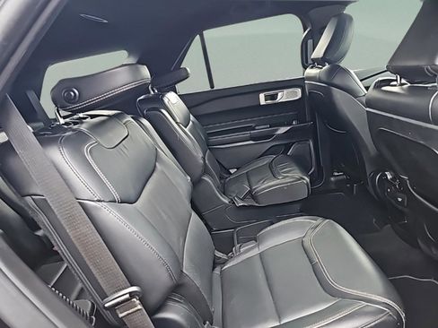 Used 2020 Ford Explorer ST w/ Premium Technology Package image 37