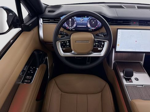 New 2026 Land Rover Range Rover Long Wheelbase SE AWD/4WD image 11