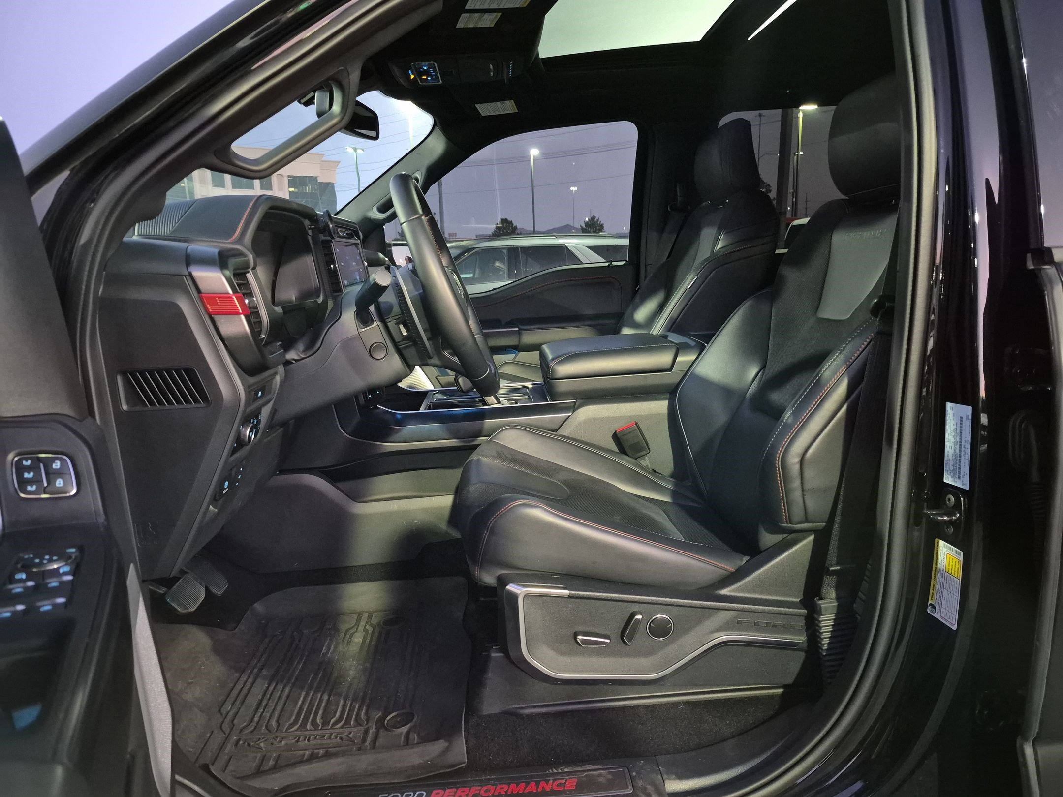 Used 2025 Ford F150 Raptor AWD/4WD image 18