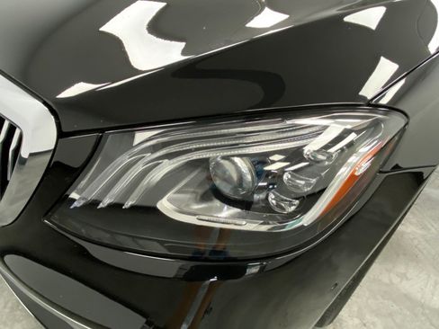 Used 2018 Mercedes-Benz Maybach S 560 4MATIC image 12