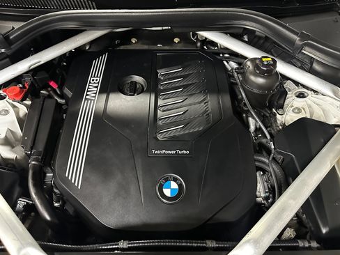 Used 2020 BMW X5 xDrive40i w/ Premium Package AWD/4WD image 30