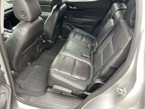 Used 2017 GMC Acadia SLT image 22