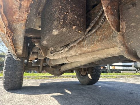 Used 2011 RAM 2500 Laramie w/ Protection Group image 30