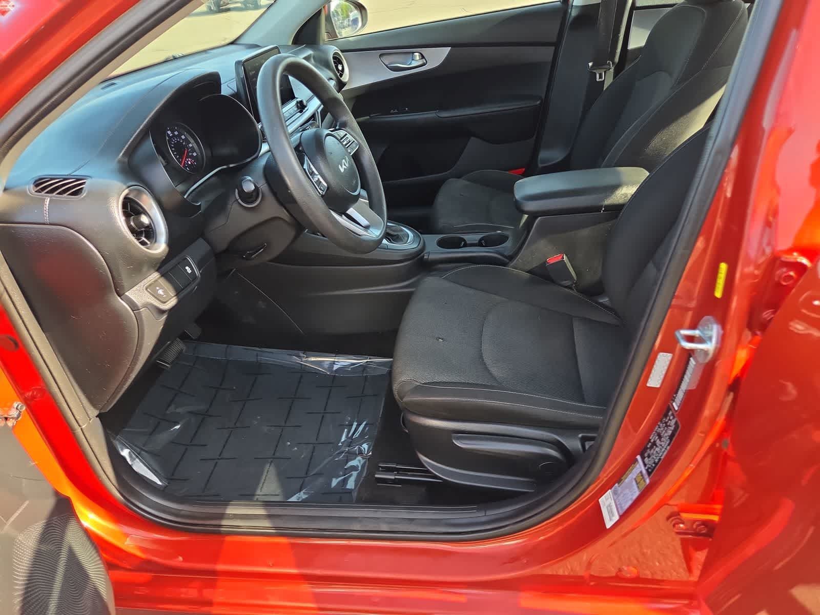 Used 2022 Kia Forte LXS FWD image 19