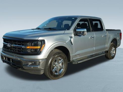 Used 2024 Ford F150 XLT w/ Equipment Group 302A MID image 3