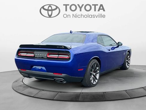 Used 2021 Dodge Challenger R/T Scat Pack w/ Driver Convenience Group RWD image 5