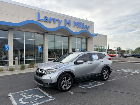 Used 2017 Honda CR-V EX image 1