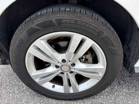 Used 2015 Mercedes-Benz ML 250 BlueTEC 4MATIC image 42