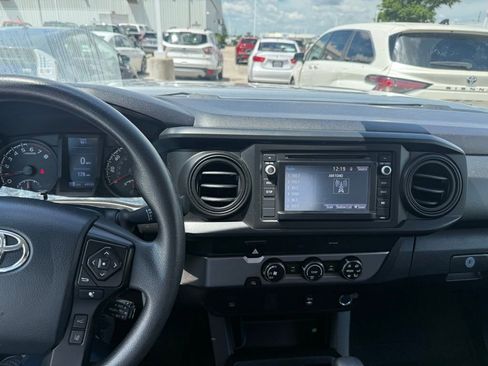 Used 2019 Toyota Tacoma SR RWD image 9