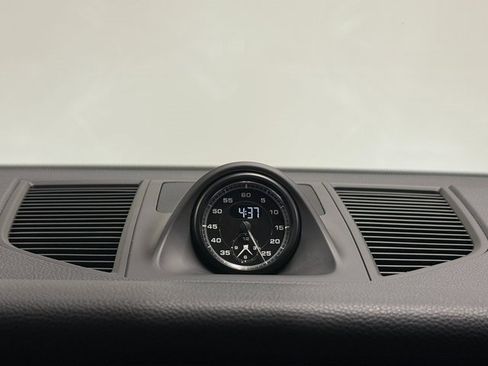 Used 2024 Porsche Macan image 20