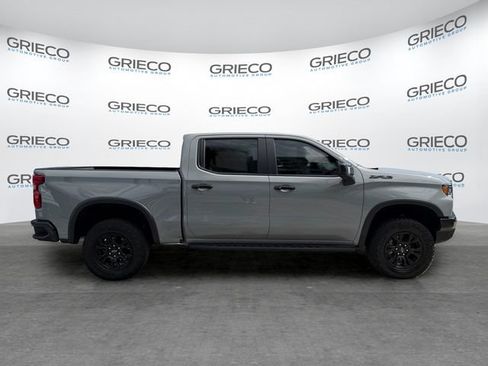 Used 2024 Chevrolet Silverado 1500 ZR2 w/ Technology Package AWD/4WD image 8