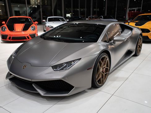 Used 2015 Lamborghini Huracan LP 610-4 AWD/4WD image 32