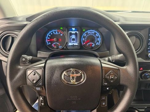 Used 2023 Toyota Tacoma SR AWD/4WD image 4