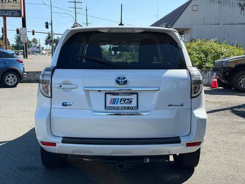 Used 2014 Toyota RAV4 EV FWD image 5