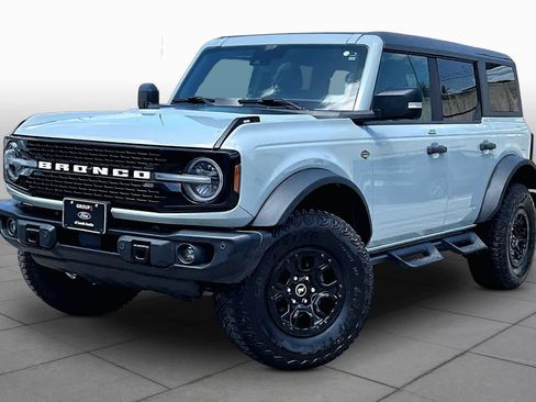 Used 2023 Ford Bronco Wildtrak AWD/4WD image 35