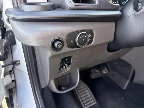 Certified 2022 Ford Transit 350 XLT image 19