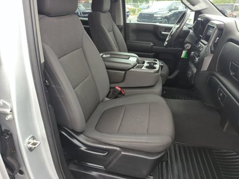 Used 2021 Chevrolet Silverado 1500 Custom Trail Boss w/ LPO, Dark Essentials Package AWD/4WD image 32
