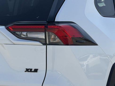 Used 2024 Toyota RAV4 XLE w/ Convenience Package FWD image 10