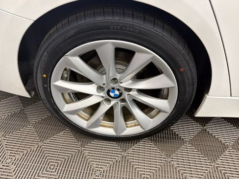 Used 2016 BMW 320i xDrive Sedan AWD/4WD image 31