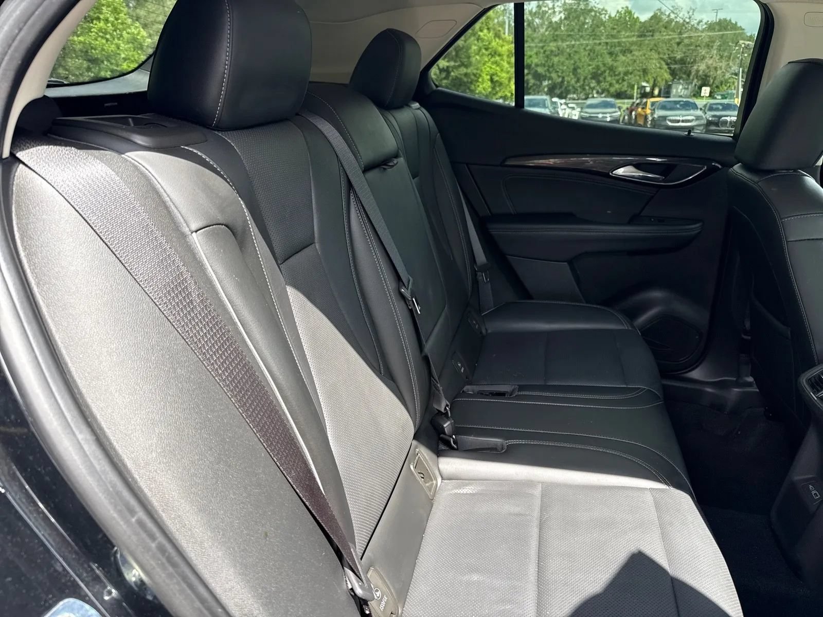 Used 2022 Buick Envision Essence w/ Safety Package FWD image 14