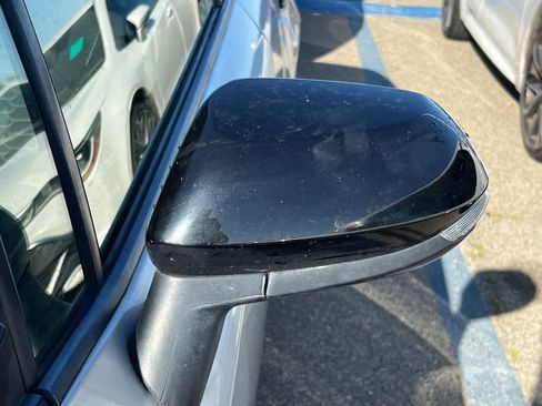 Used 2021 Toyota Corolla SE FWD image 9