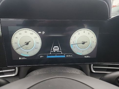 Certified 2023 Hyundai Elantra SEL w/ Convenience Package image 14