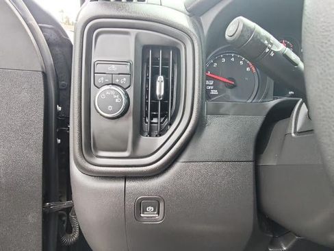 Used 2023 Chevrolet Silverado 1500 Custom RWD image 18