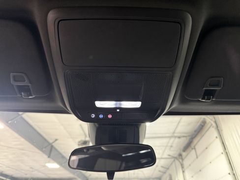 Used 2025 Chevrolet Equinox LT image 22