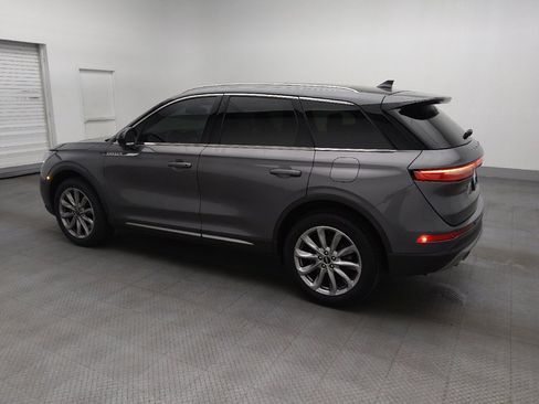 Used 2022 Lincoln Corsair AWD w/ Premium Package image 3