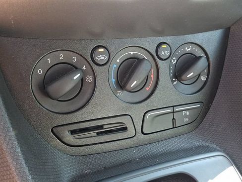Used 2018 Ford Transit Connect XL FWD image 22