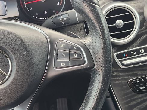 Used 2018 Mercedes-Benz GLC 300 image 29