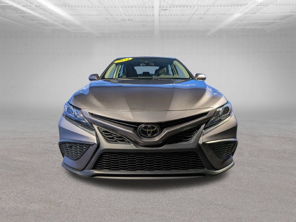 Used 2024 Toyota Camry SE FWD image 10