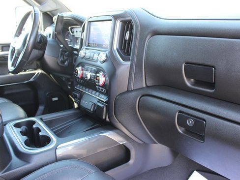 Used 2022 GMC Sierra 2500 AT4 w/ AT4 Preferred Package image 18
