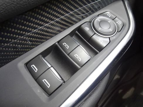 Used 2025 Cadillac XT4 Sport w/ Technology Package AWD/4WD image 21